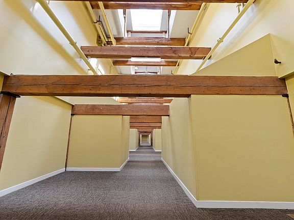 2nd image of 240 Jackson St APT 313