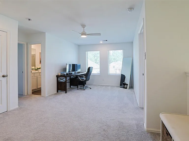 202 Augustine Way — Photo 19