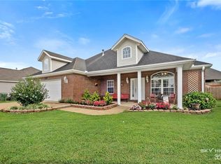 1012 W Green Acres Pl, Rogers, AR 72758