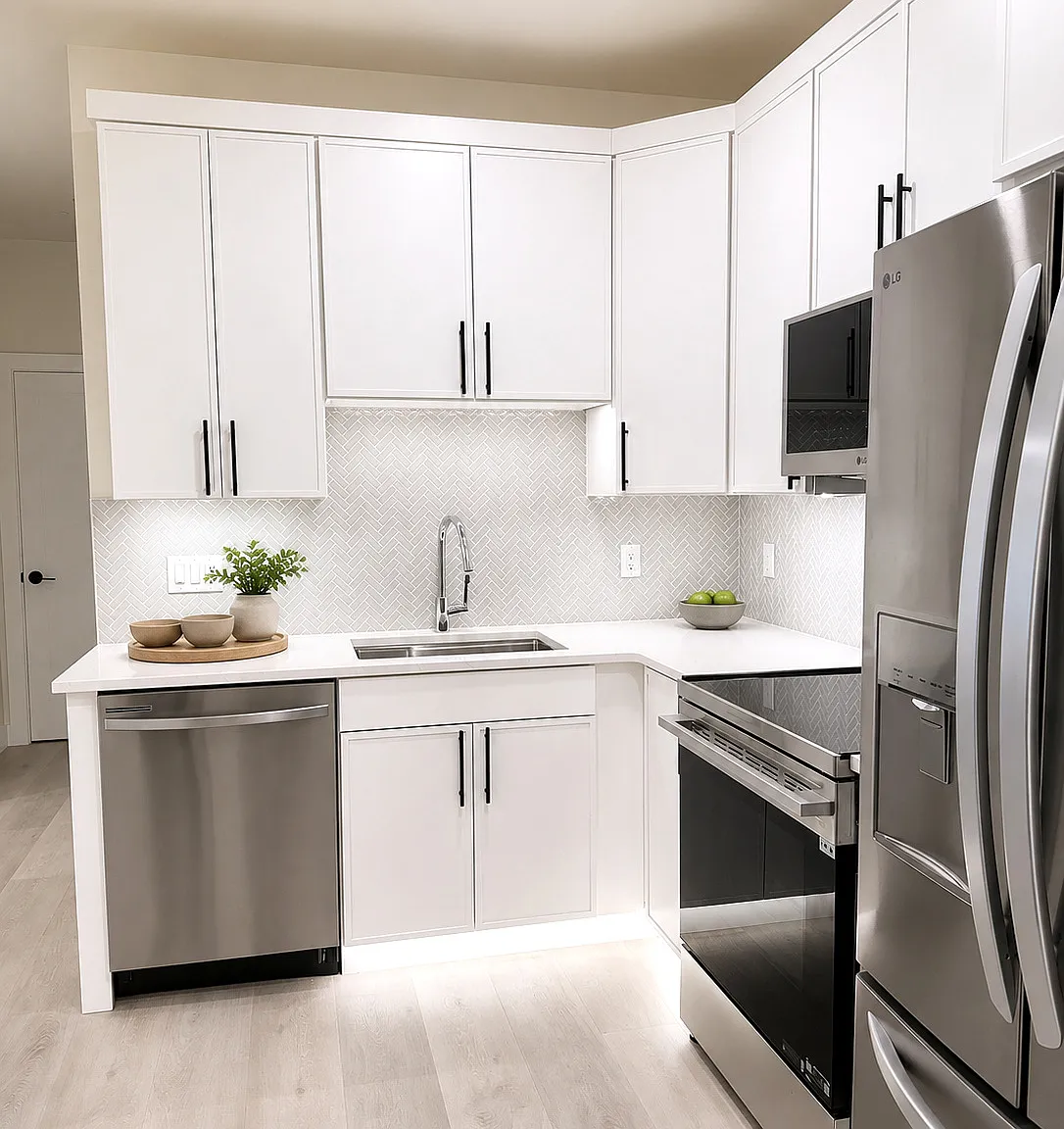 2 bed, 730 sqft, $2,595 — Photo 4