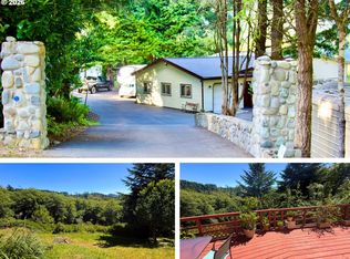 17053 Eastwood Ln, Brookings, OR 97415