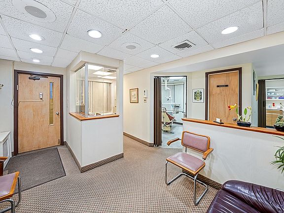 2nd image of 440 E 79th St APT 1D