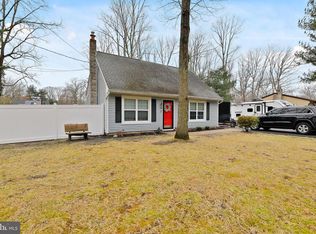 19 N Central Ave, Sicklerville, NJ 08081