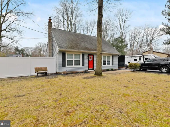 19 N Central Ave, Sicklerville, NJ 08081