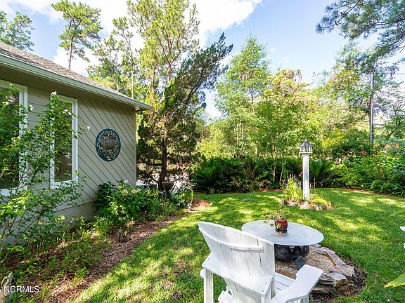 4th image of 263 Oakleaf Drive