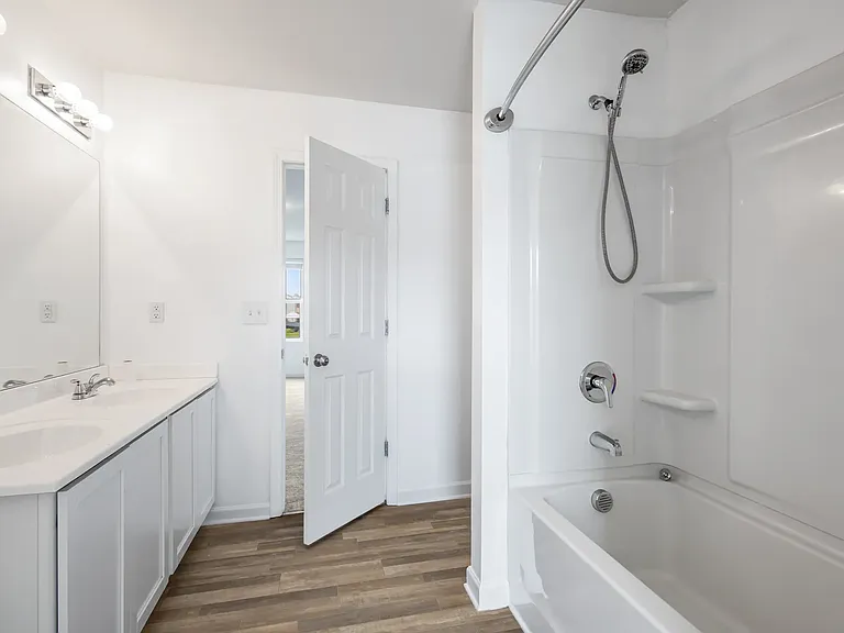 761 Riverside Dr NW — Photo 24