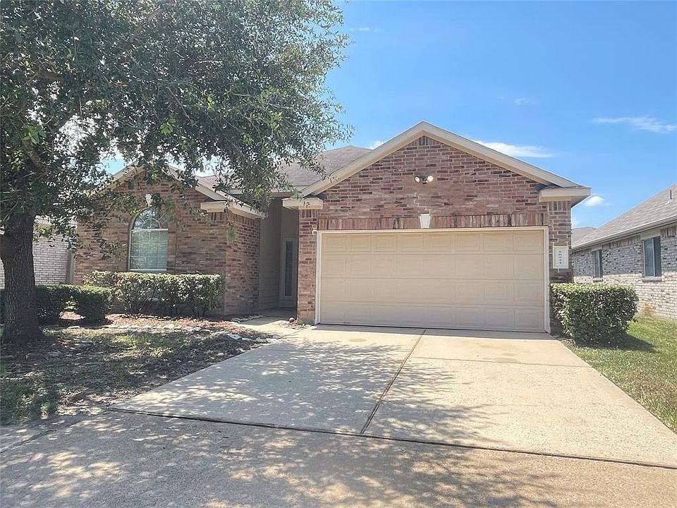 1st image of 20923 Kirkland Woods Dr