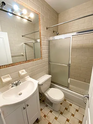 Rented by Avenues Real Estate | media 26