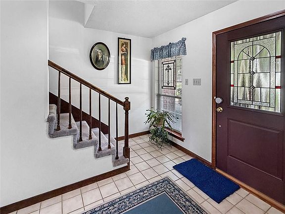 4th image of 116 Stratford Dr