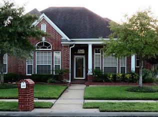2305 E Lawther Dr, Deer Park, TX 77536