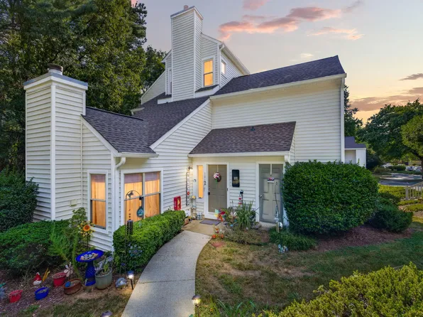 6001 Winterpointe Ln APT 101, Raleigh, NC 27606