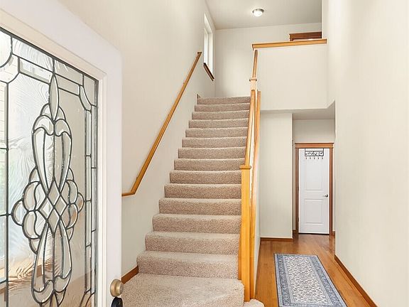4th image of 18430 42nd Avenue SE