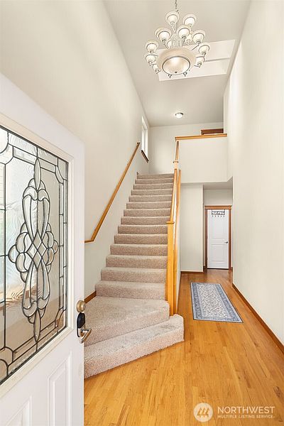 3rd image of 18430 42nd Avenue SE