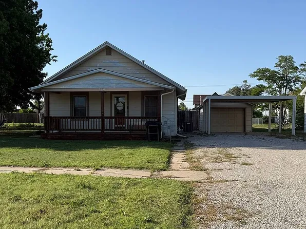314 E 13th St, La Crosse, KS 67548