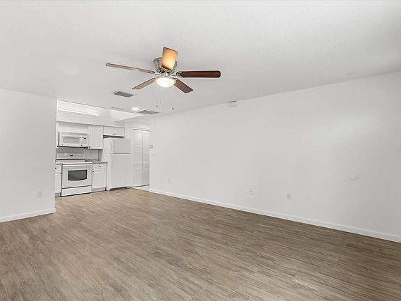 4th image of 200 San Lorenzo Ave #1