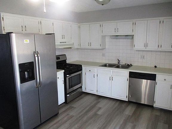 2nd image of 1818 Jacobssen Dr