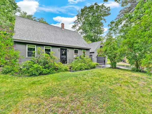 25 Merganser Lane, Topsham, ME 04086