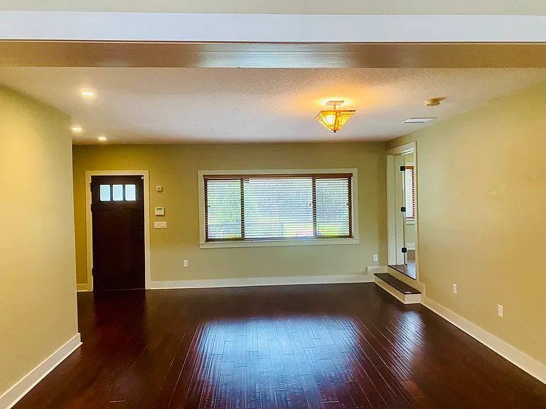25 Hopkins Cir — Photo 13