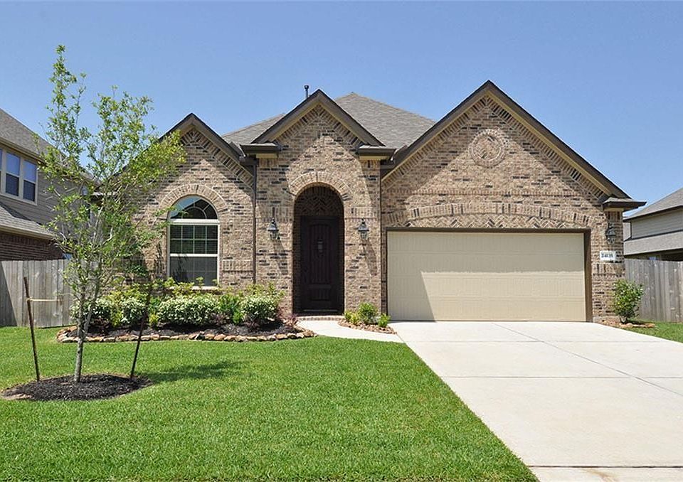 1st image of 24135 Blue Crest Dr