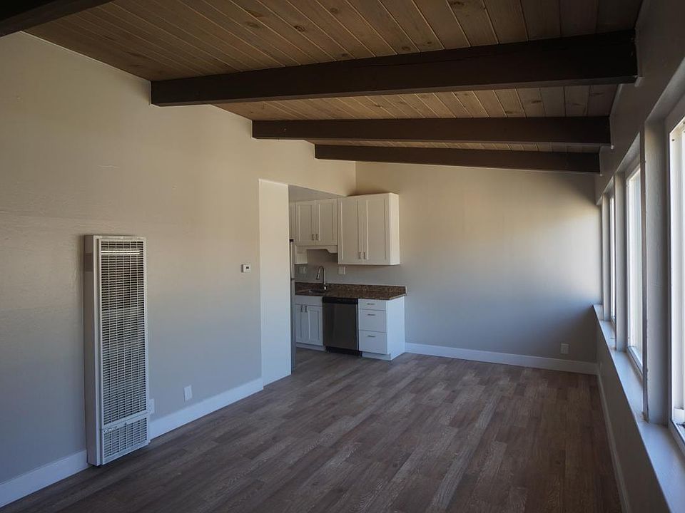 1st image of 739 N Amphlett Blvd APT 4