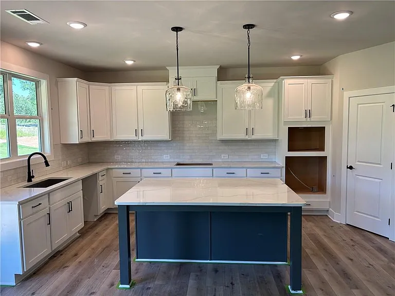 4265 Trinity Oaks Trl — Photo 7
