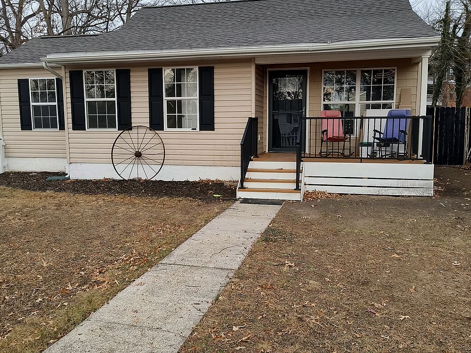 1st image of 8055 Woodholme Cir