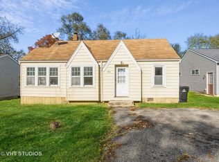 7610 South Dr, Wonder Lake, IL 60097