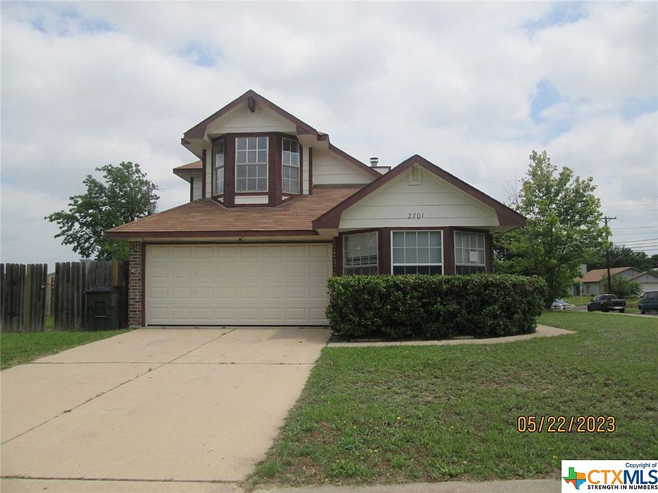 1st image of 2701 Woodlands Dr