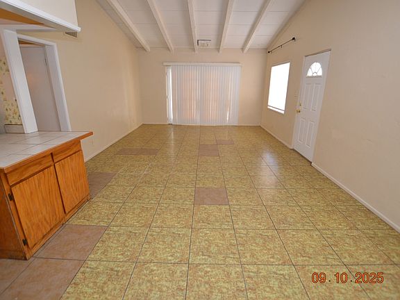 3rd image of 1732 Canosa Ave