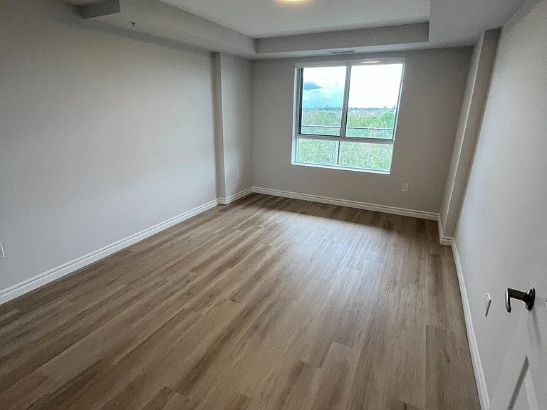 425 Watson Pkwy N #807 — Photo 11