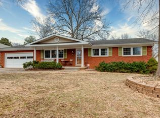 3064 S Greenbrier St, Springfield, MO 65804