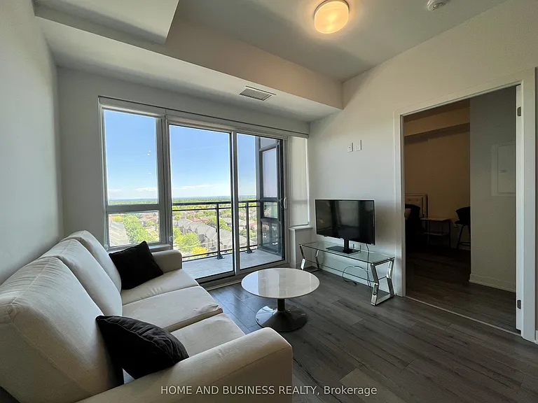395 Dundas St W #816 — Photo 16