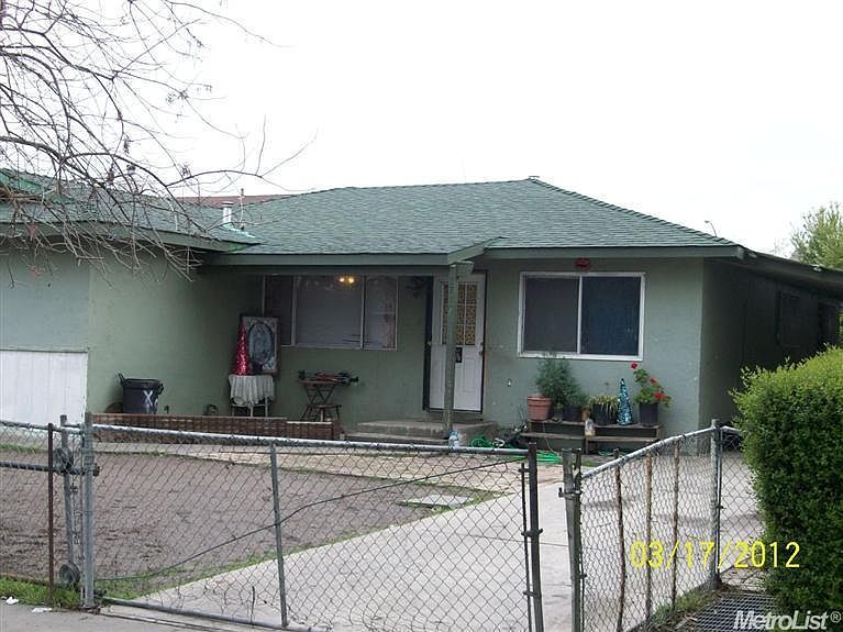1st image of 2717 Indiana St