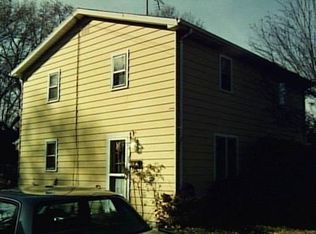 25 Bloomfield Dr, Fairfield, CT 06432