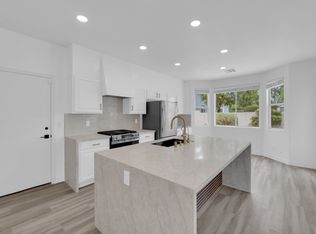 9748 Derbyhill Cir, Las Vegas, NV 89117