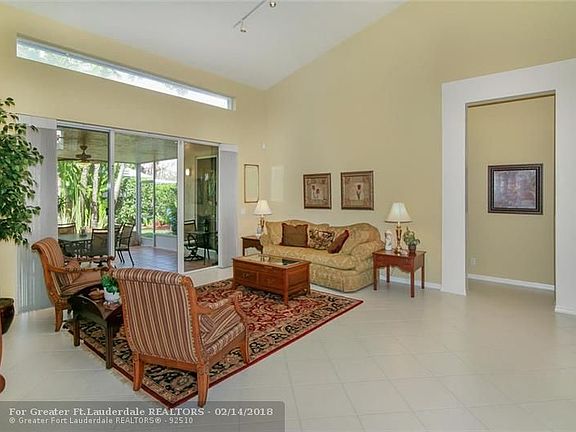 5th image of 9983 S Abiaca Cir