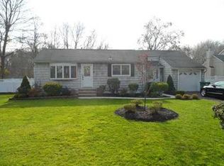 121 Rock Rd W, Green Brook, NJ 08812