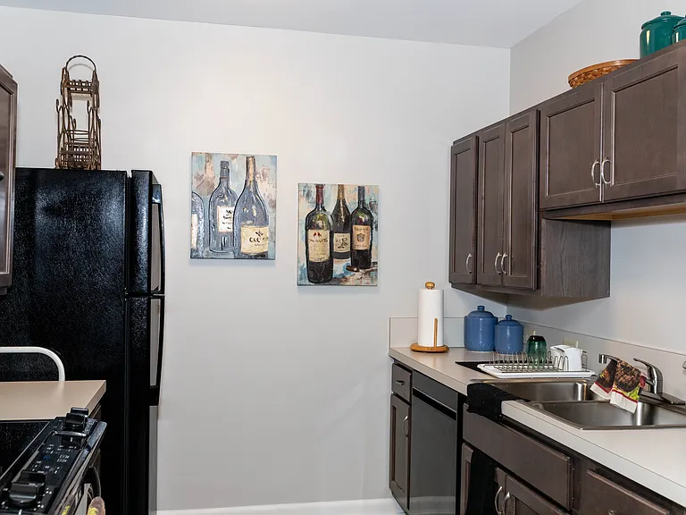 Hoover Place 55+ Apartments — Photo 10