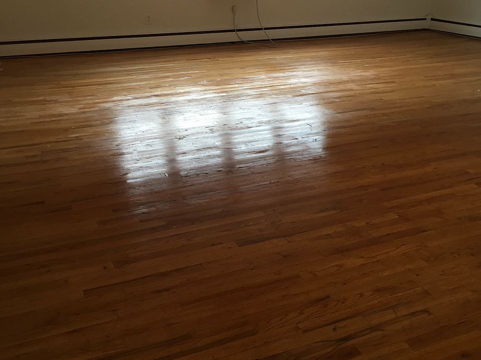2nd image of 8 Ivy St #1