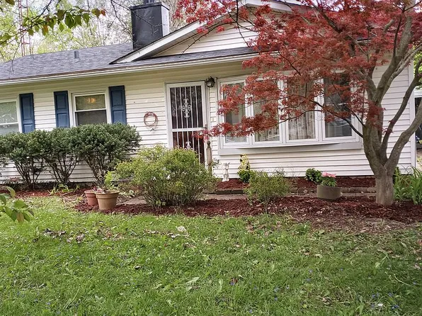 309 Mulberry Blvd, Centerville, IN 47330