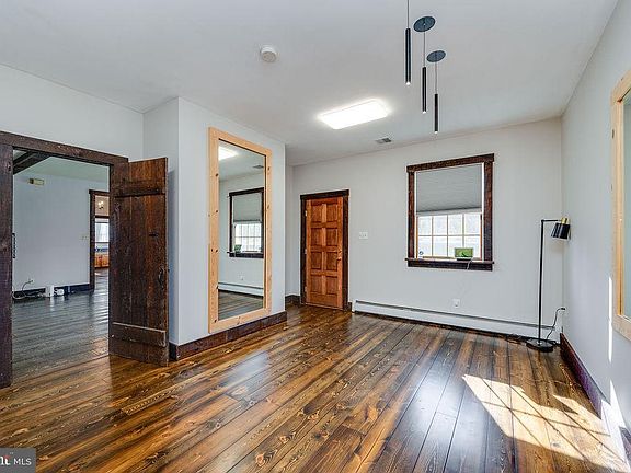 4th image of 2039 School Rd