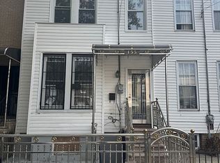 455 Chestnut St, Brooklyn, NY 11208