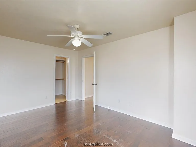 915 Bougainvillea St — Photo 26