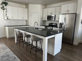 785 W Bronze Leaf Rd, American Fork, UT 84003