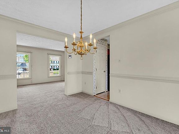 5th image of 1407 Hardley Ct