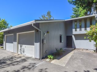 15067 SW Davis Rd, Beaverton, OR 97007