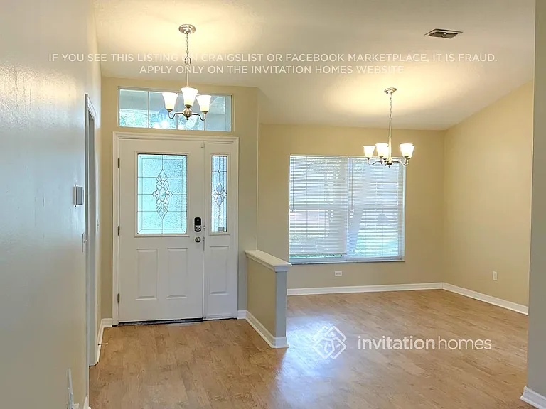 218 Compass Rose Dr — Photo 2
