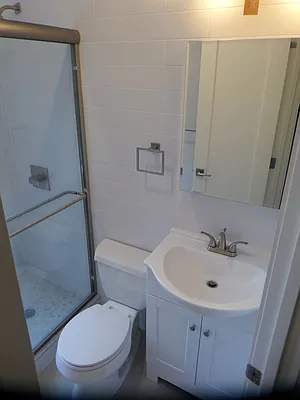 Rented by Vassiliou Group | media 24