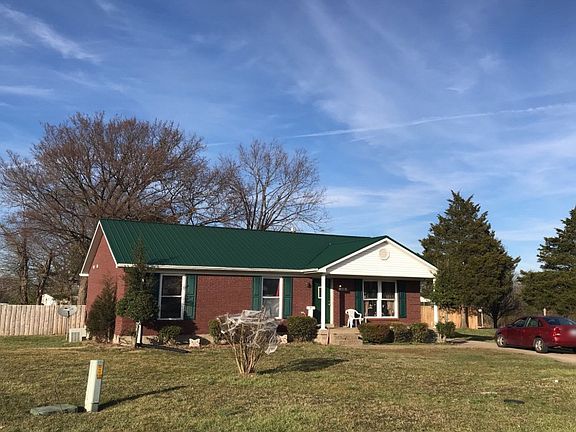 3rd image of 113 Tiffany Ct