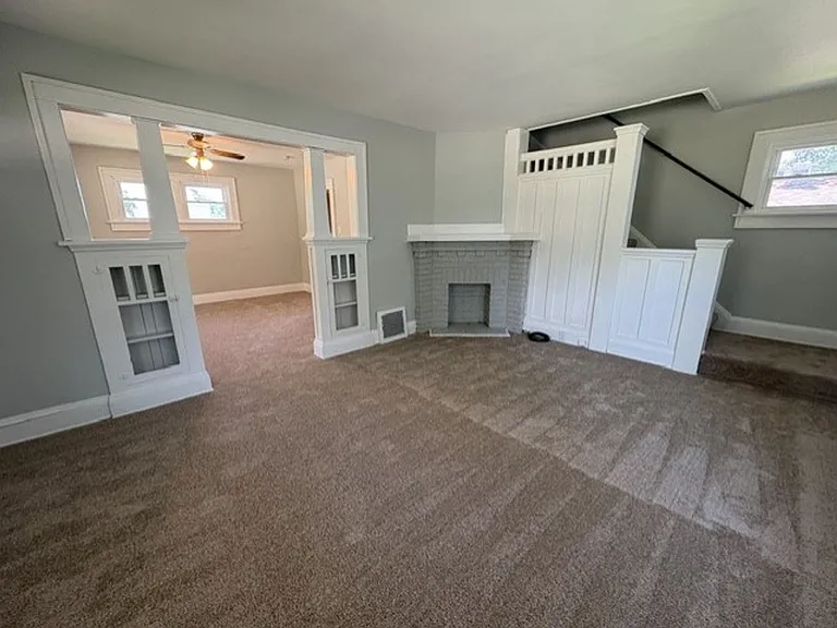 857 5th Ave — Photo 3